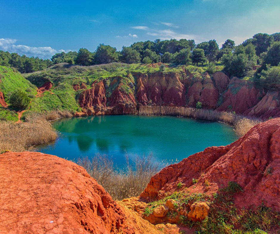 quặng Bauxite