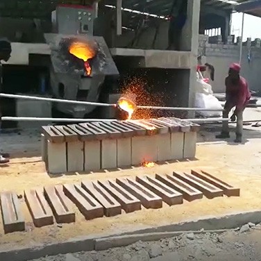 THIẾT KẾ KẾT CẤU VÀ CƠ CHẾ NGHIÊNG CỦA LÒ NUNG CẢM ỨNG TẦN SỐ TRUNG BÌNH (MF) 1 1598089907